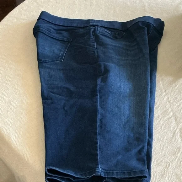 Nine West Dark Blue Jean Shorts - Picture 1 of 4